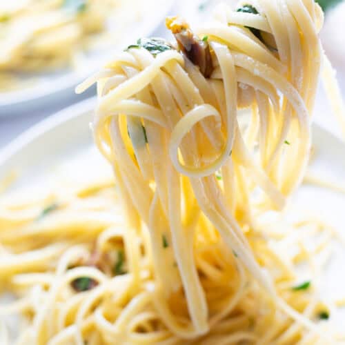 Linguine aglio e olio.