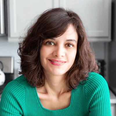 Dana Ricciardi, Food Blogger.